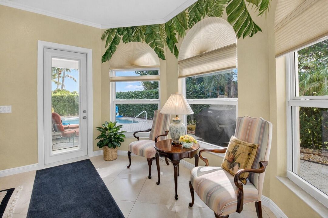 For Sale: $850,000 (4 beds, 2 baths, 2238 Square Feet)