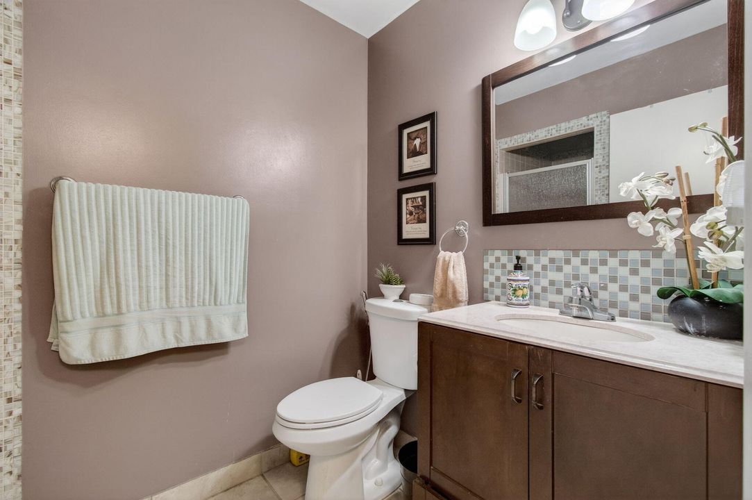 En Venta: $167,000 (1 camas, 2 baños, 1068 Pies cuadrados)