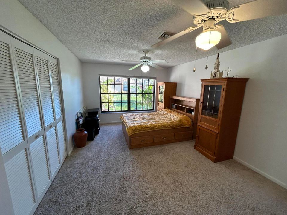 En Venta: $225,000 (2 camas, 2 baños, 1831 Pies cuadrados)