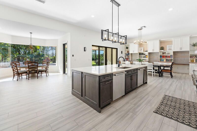 待售: $2,100,000 (4 贝兹, 3 浴室, 3381 平方英尺)