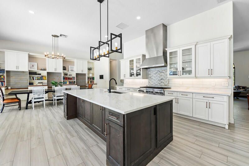 待售: $2,100,000 (4 贝兹, 3 浴室, 3381 平方英尺)