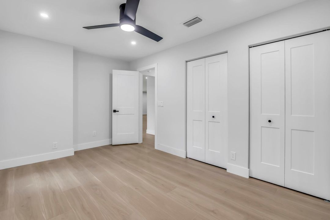 For Sale: $475,000 (2 beds, 2 baths, 1601 Square Feet)