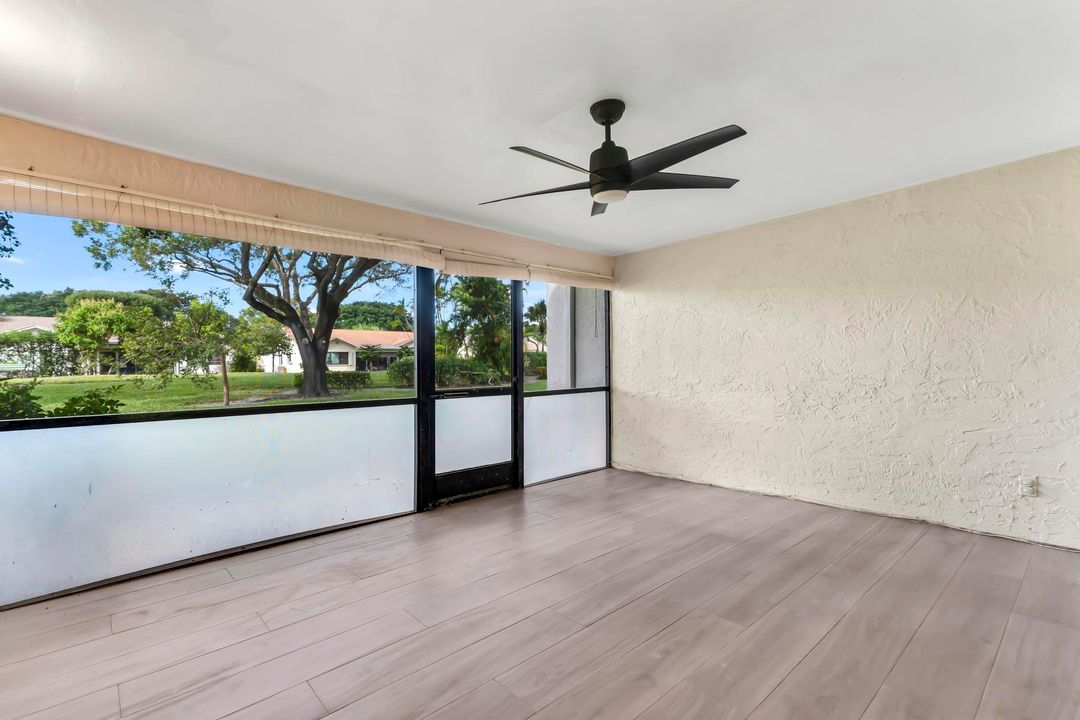 For Sale: $475,000 (2 beds, 2 baths, 1601 Square Feet)