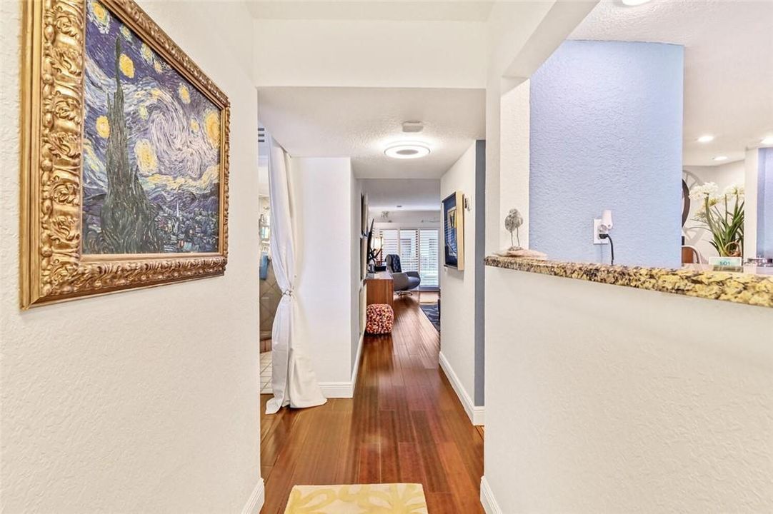 На продажу: $499,000 (2 спален, 2 ванн, 1100 Квадратных фут)