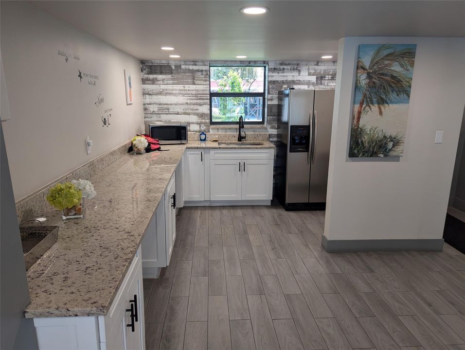 На продажу: $499,000 (2 спален, 2 ванн, 1100 Квадратных фут)