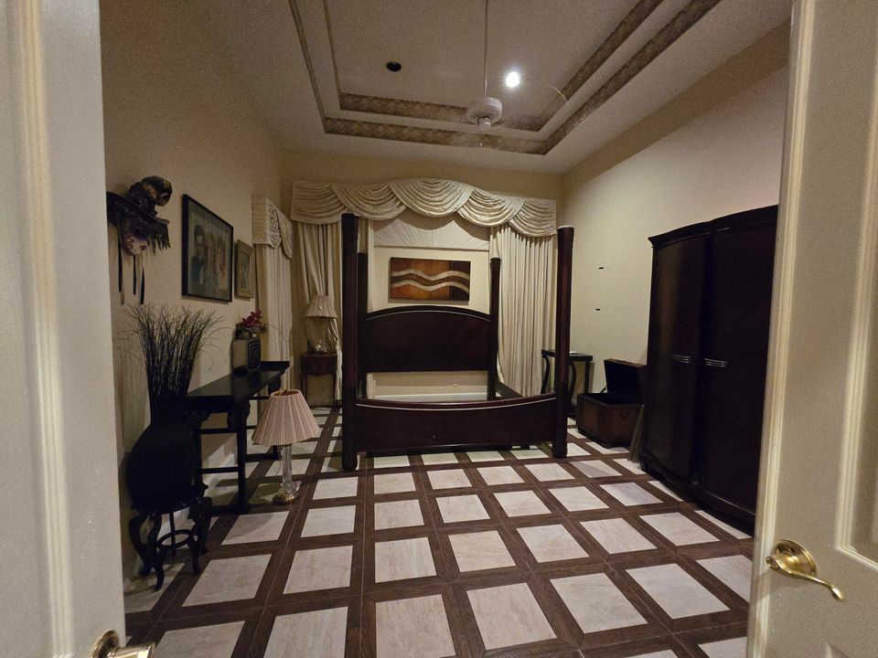 En Venta: $395,000 (3 camas, 3 baños, 2278 Pies cuadrados)