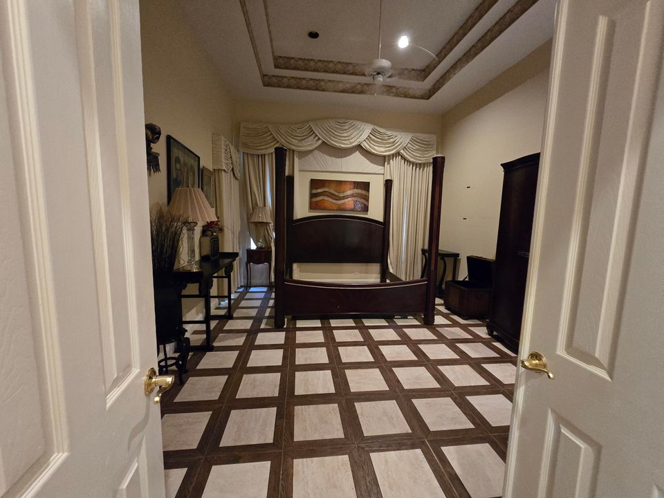 En Venta: $395,000 (3 camas, 3 baños, 2278 Pies cuadrados)