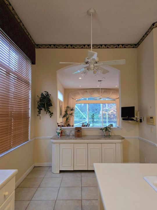 En Venta: $395,000 (3 camas, 3 baños, 2278 Pies cuadrados)