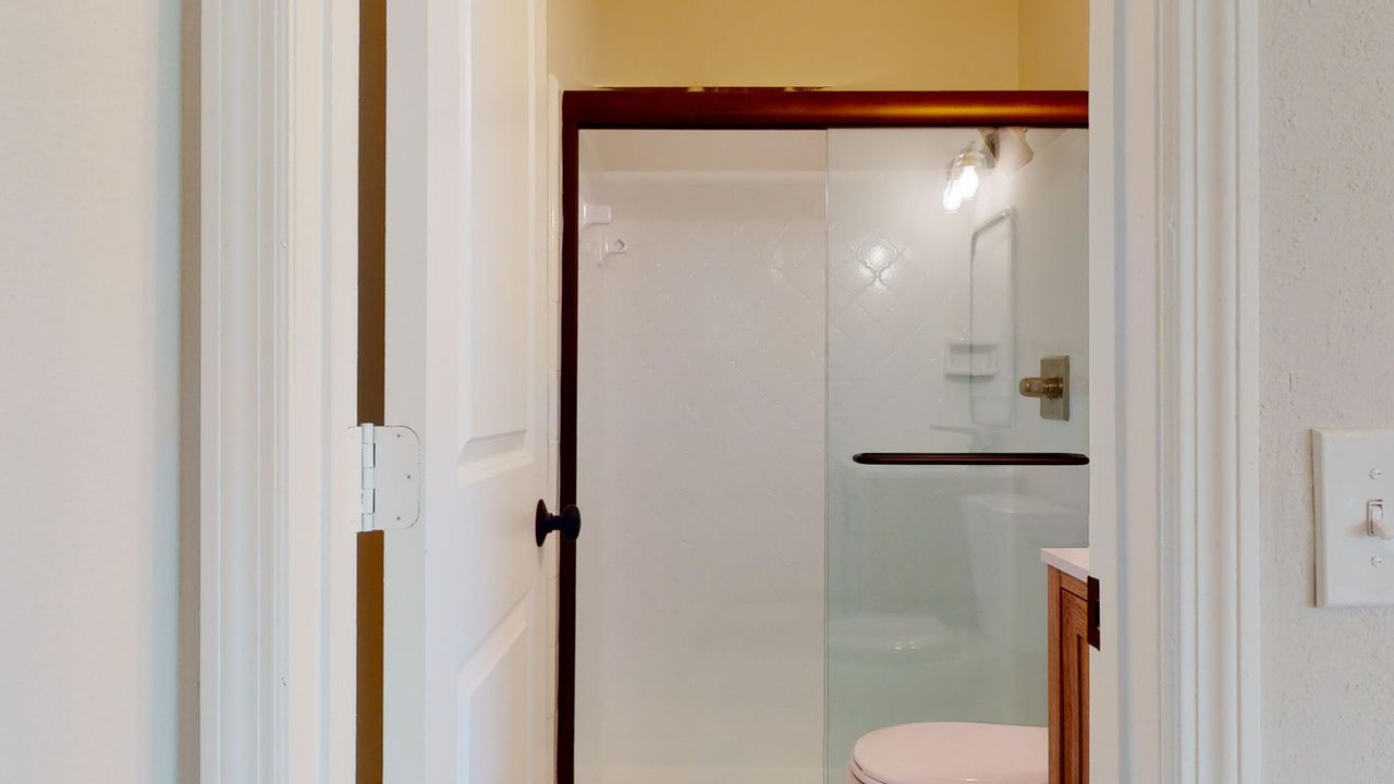 出租: $4,175 (3 贝兹, 3 浴室, 1890 平方英尺)