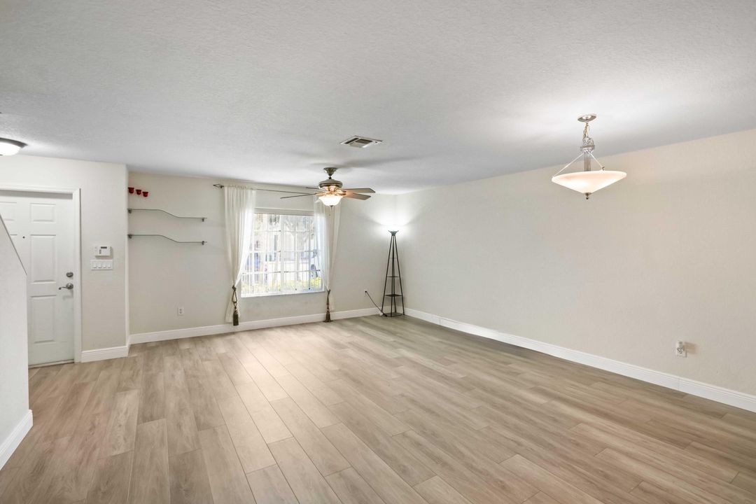 На продажу: $387,000 (3 спален, 2 ванн, 1408 Квадратных фут)