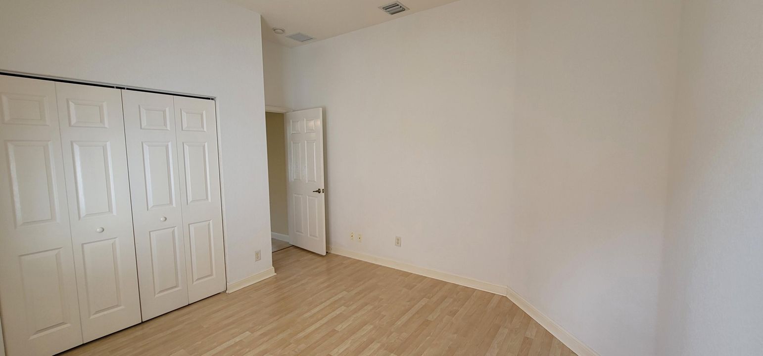 For Rent: $3,150 (3 beds, 2 baths, 2249 Square Feet)