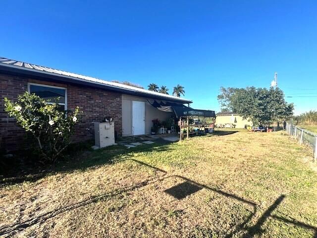 En Venta: $339,000 (3 camas, 2 baños, 1404 Pies cuadrados)