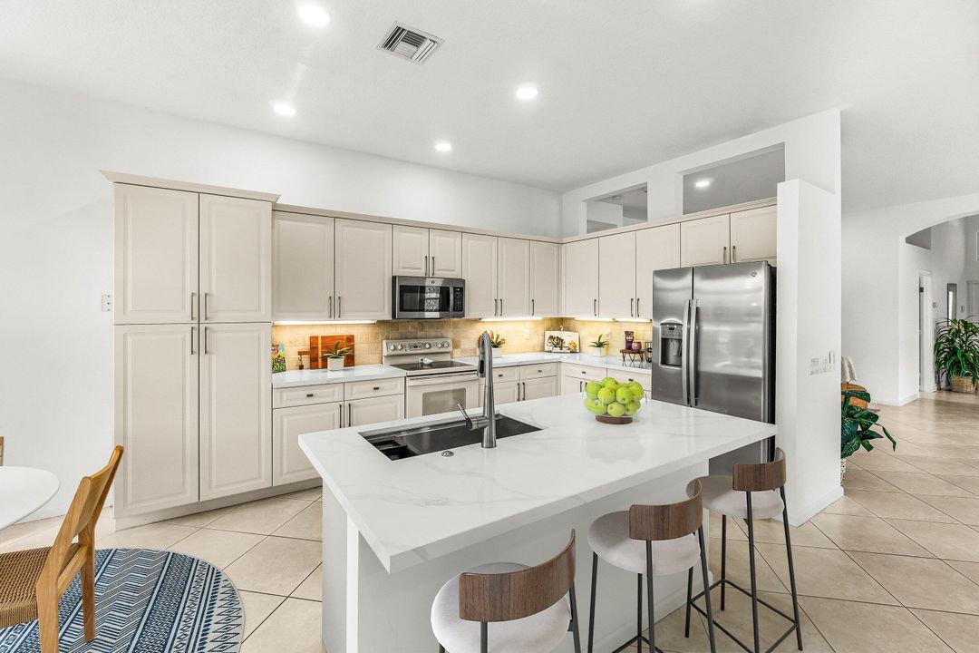 For Sale: $599,000 (3 beds, 2 baths, 2097 Square Feet)