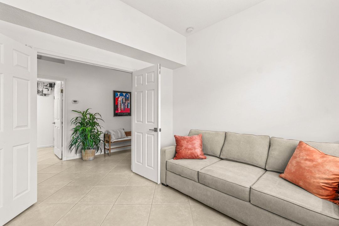 For Sale: $599,000 (3 beds, 2 baths, 2097 Square Feet)