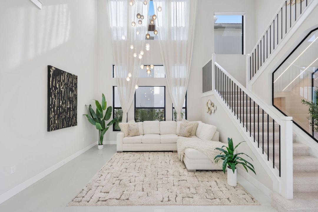 В аренду: $13,950 (5 спален, 7 ванн, 4605 Квадратных фут)