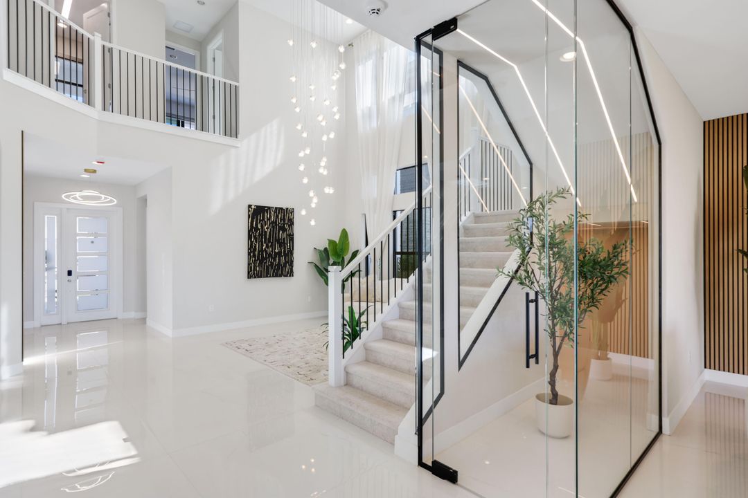 В аренду: $13,950 (5 спален, 7 ванн, 4605 Квадратных фут)