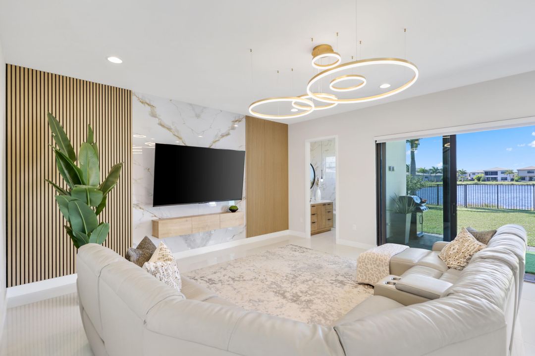 В аренду: $13,950 (5 спален, 7 ванн, 4605 Квадратных фут)