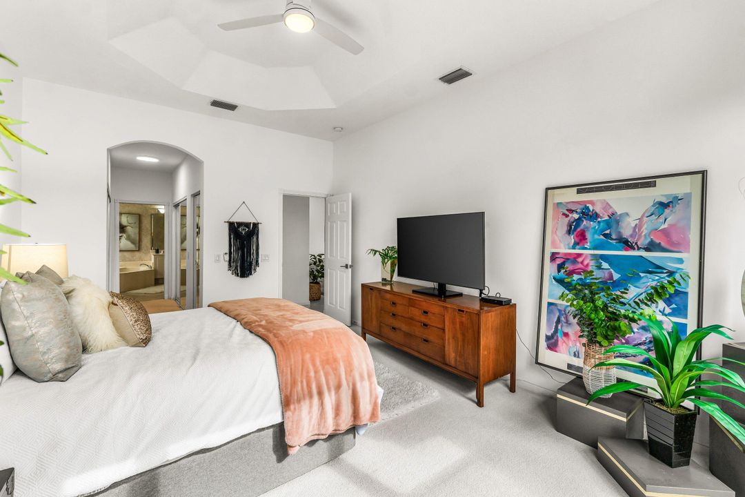 For Sale: $599,000 (3 beds, 2 baths, 2097 Square Feet)