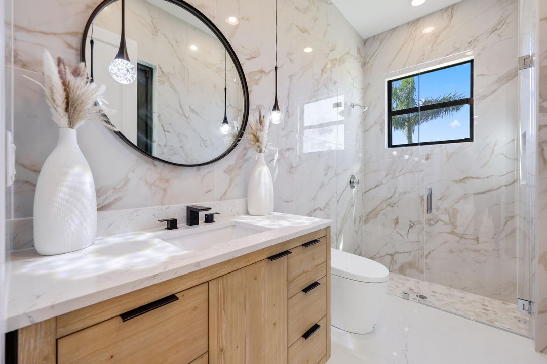 В аренду: $13,950 (5 спален, 7 ванн, 4605 Квадратных фут)