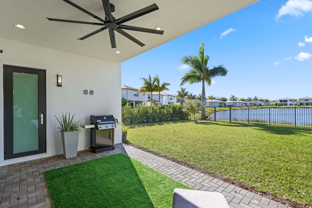 В аренду: $13,950 (5 спален, 7 ванн, 4605 Квадратных фут)