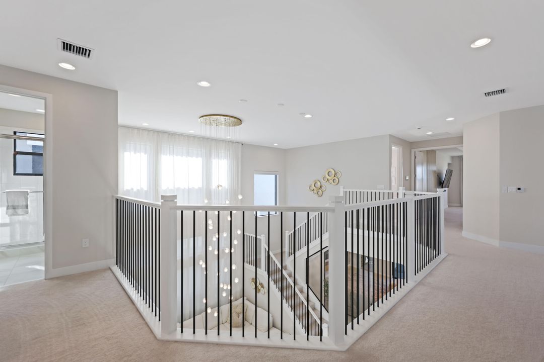 В аренду: $13,950 (5 спален, 7 ванн, 4605 Квадратных фут)