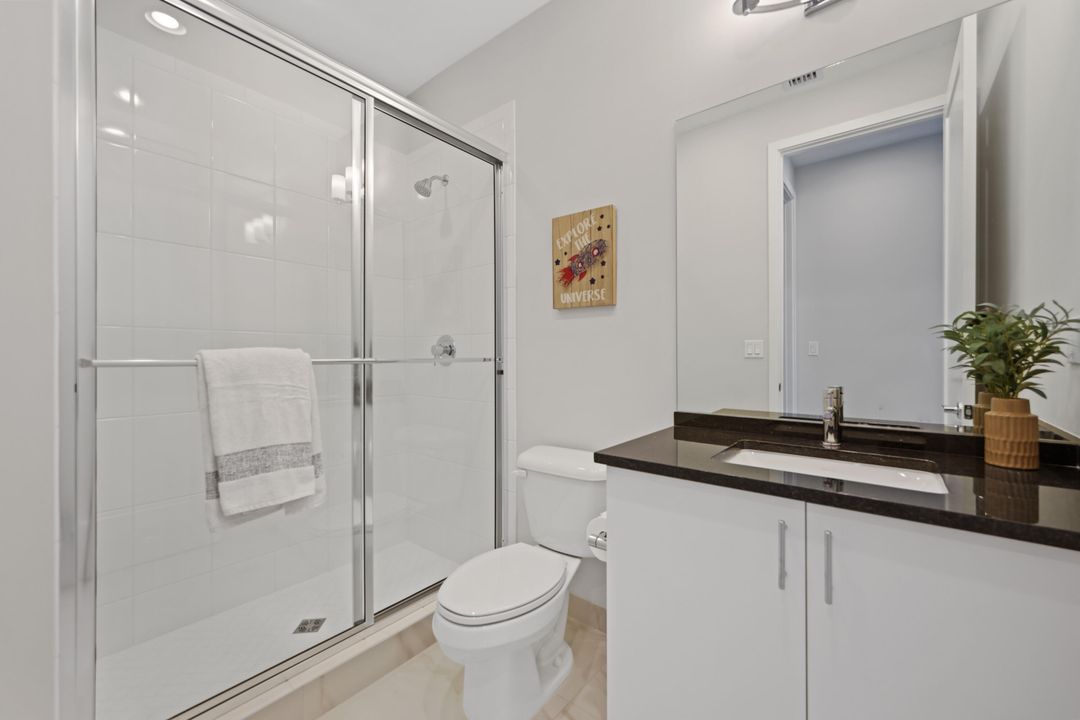 В аренду: $13,950 (5 спален, 7 ванн, 4605 Квадратных фут)