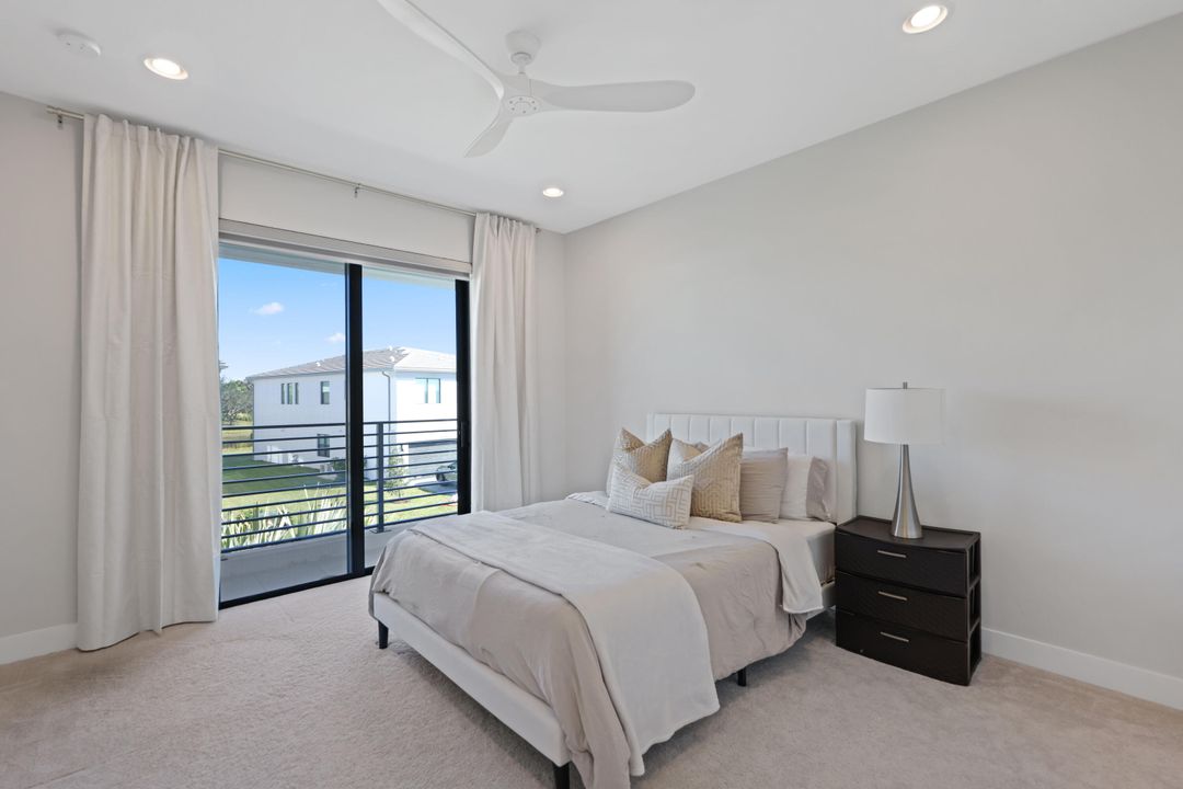 В аренду: $13,950 (5 спален, 7 ванн, 4605 Квадратных фут)