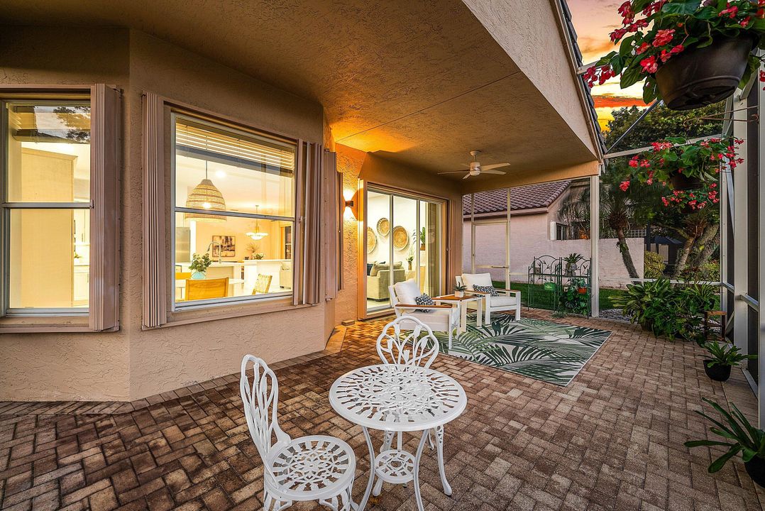 For Sale: $599,000 (3 beds, 2 baths, 2097 Square Feet)