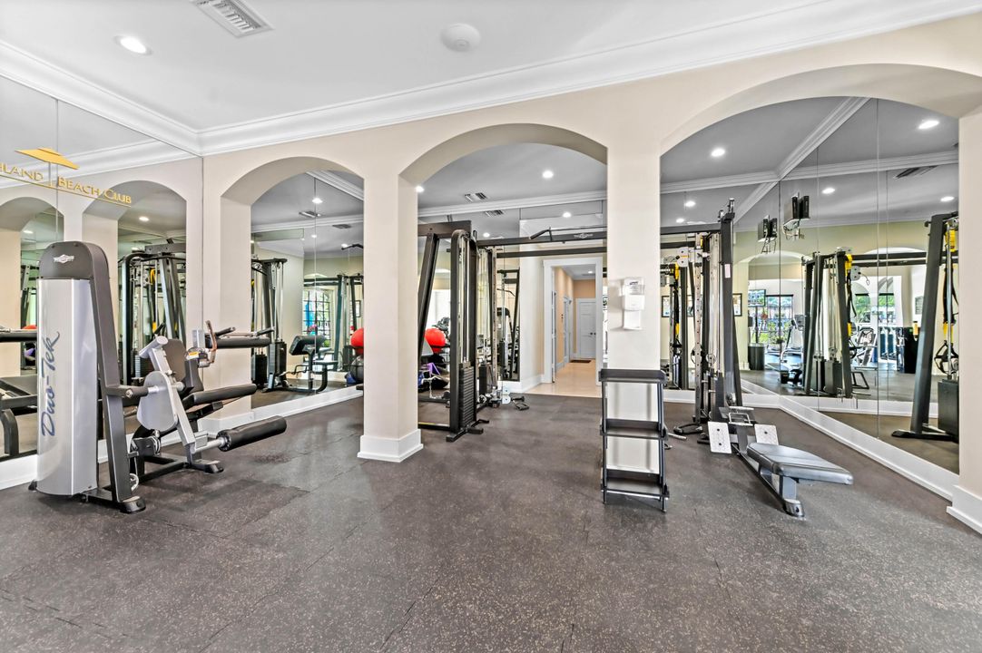 В аренду: $4,700 (2 спален, 2 ванн, 1400 Квадратных фут)