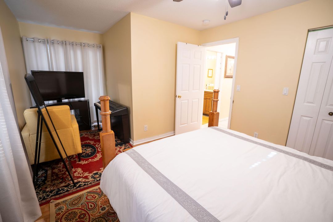 For Sale: $665,000 (4 beds, 3 baths, 2722 Square Feet)