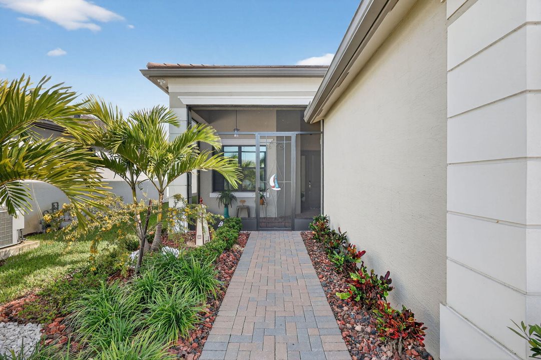 For Sale: $549,000 (3 beds, 2 baths, 2254 Square Feet)