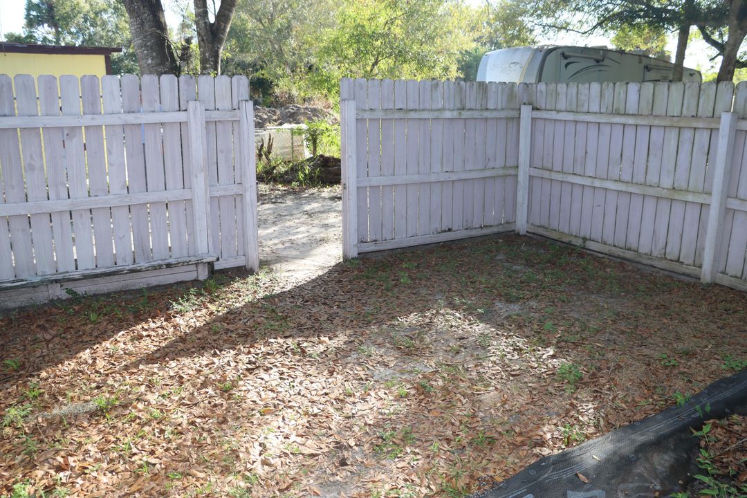 На продажу: $298,000 (3 спален, 1 ванн, 1283 Квадратных фут)