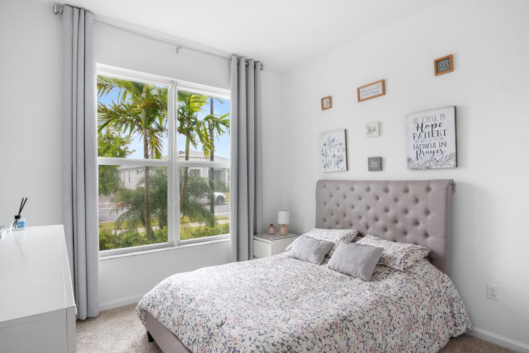 待售: $549,999 (4 贝兹, 3 浴室, 1998 平方英尺)