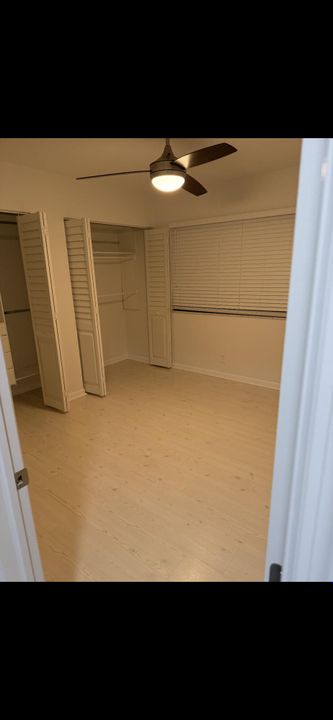 For Rent: $2,500 (2 beds, 1 baths, 986 Square Feet)