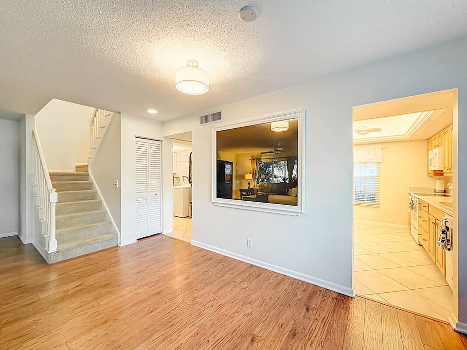 待售: $269,900 (3 贝兹, 2 浴室, 1625 平方英尺)