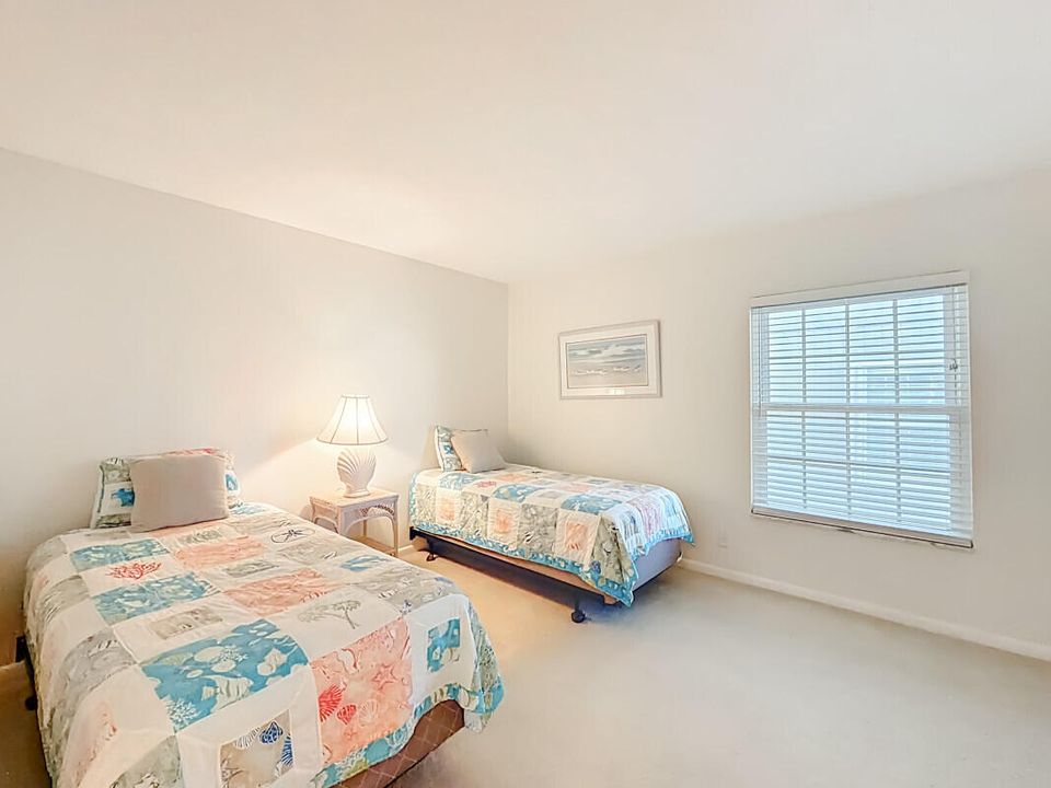 待售: $269,900 (3 贝兹, 2 浴室, 1625 平方英尺)