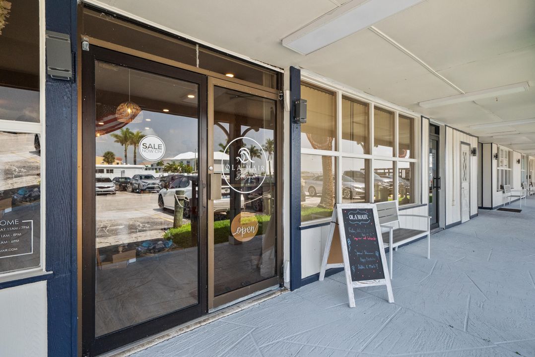 For Sale: $375,000 (1 beds, 1 baths, 800 Square Feet)