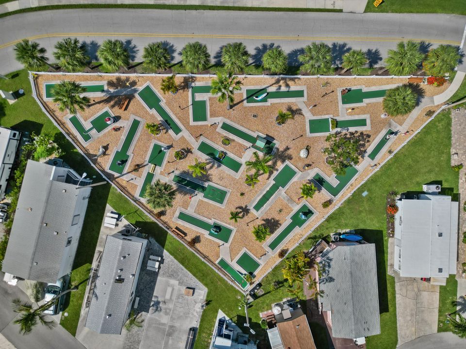 For Sale: $375,000 (1 beds, 1 baths, 800 Square Feet)