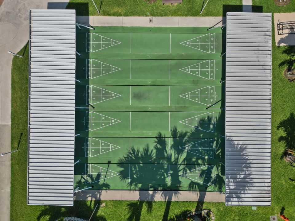 For Sale: $375,000 (1 beds, 1 baths, 800 Square Feet)