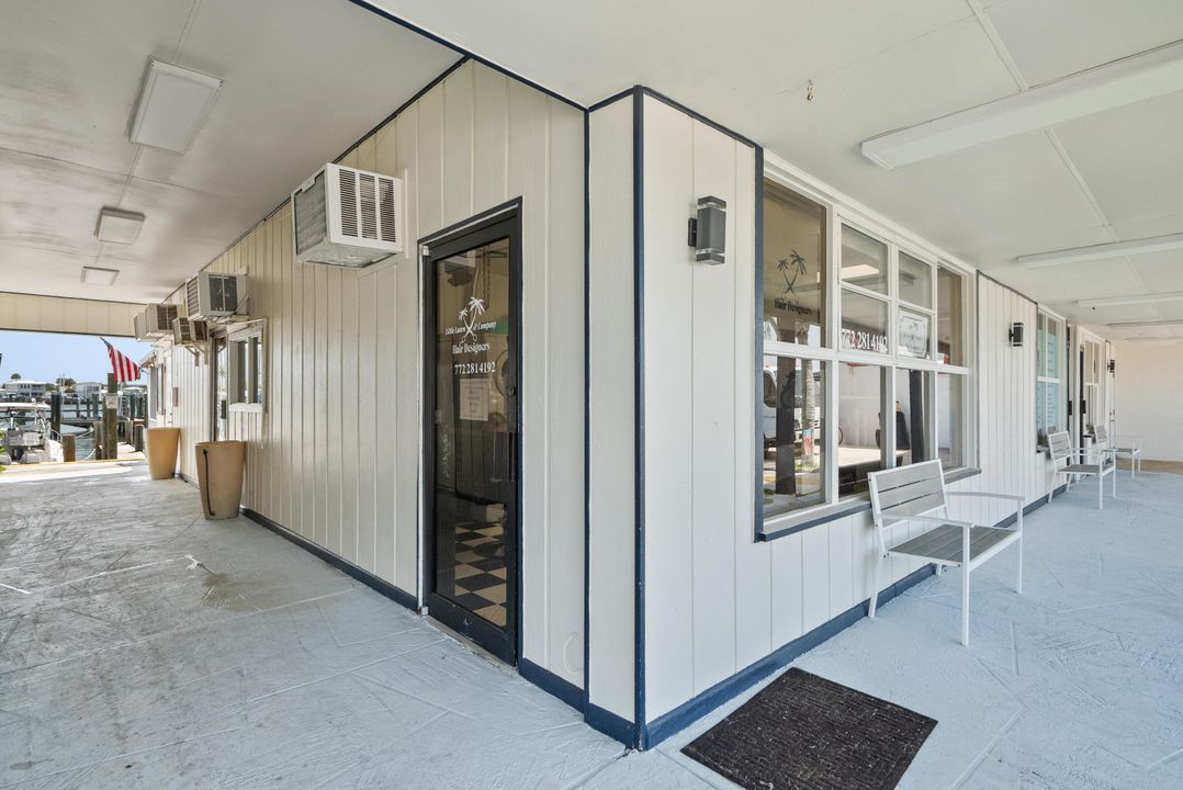 For Sale: $375,000 (1 beds, 1 baths, 800 Square Feet)