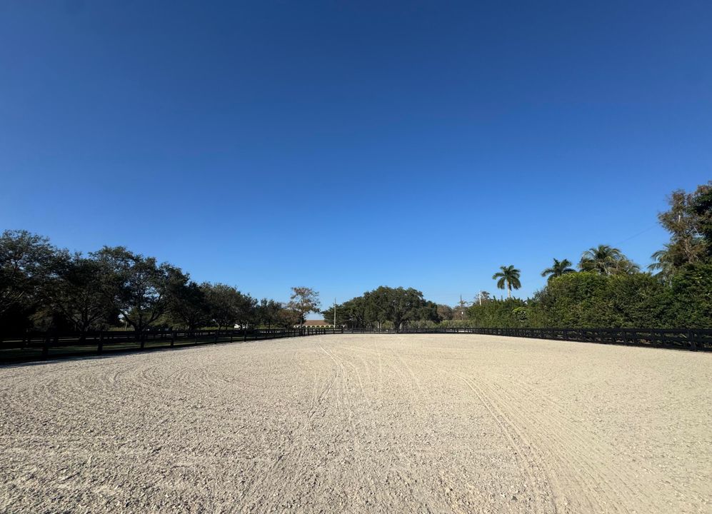 For Rent: $15,000 (6 beds, 4 baths, 3928 Square Feet)