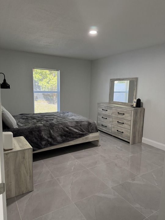 For Sale: $685,000 (4 beds, 3 baths, 1953 Square Feet)