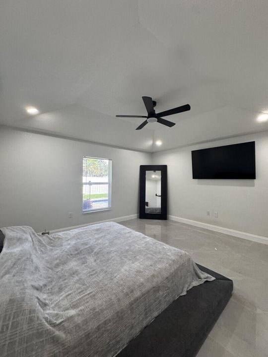 For Sale: $685,000 (4 beds, 3 baths, 1953 Square Feet)