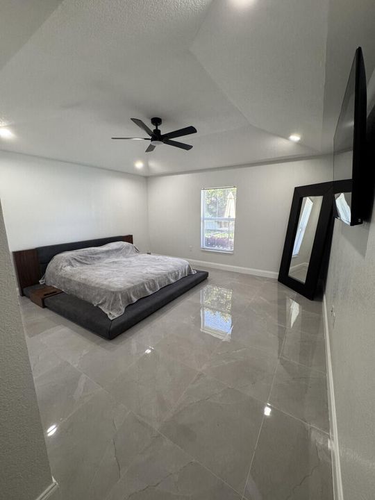 For Sale: $685,000 (4 beds, 3 baths, 1953 Square Feet)