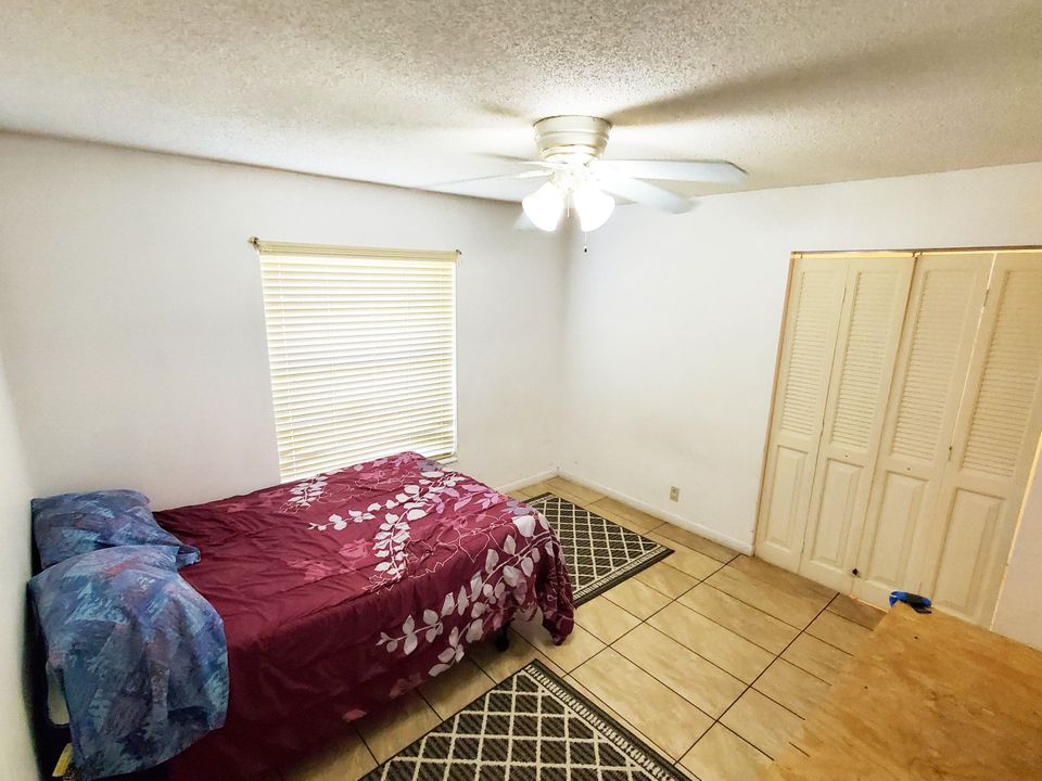 En Venta: $220,000 (2 camas, 2 baños, 1251 Pies cuadrados)