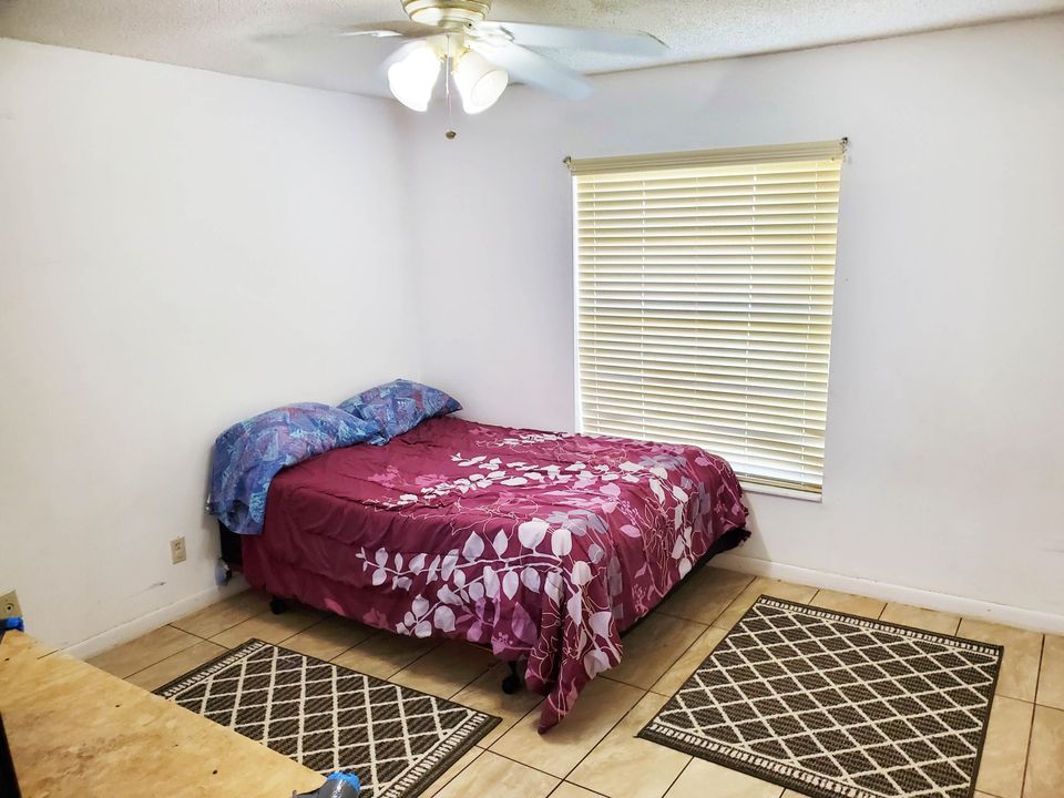 En Venta: $220,000 (2 camas, 2 baños, 1251 Pies cuadrados)