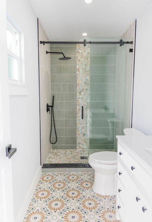 На продажу: $949,000 (6 спален, 4 ванн, 3437 Квадратных фут)