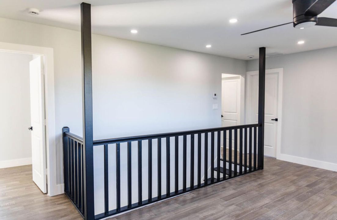 На продажу: $949,000 (6 спален, 4 ванн, 3437 Квадратных фут)