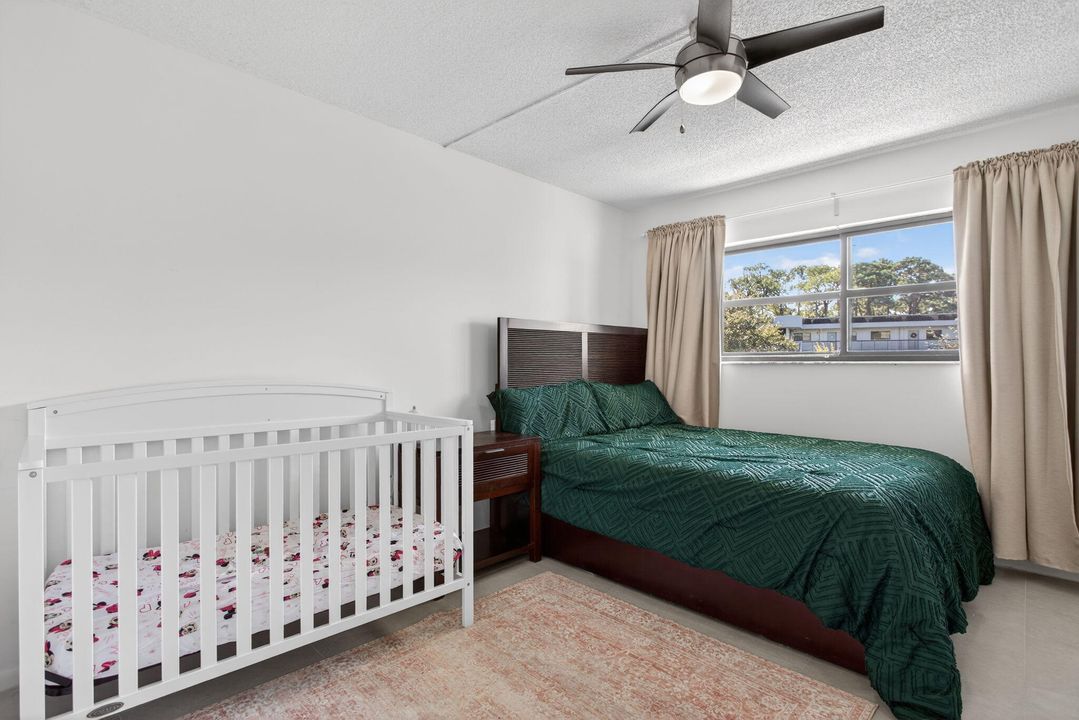 For Sale: $260,000 (2 beds, 2 baths, 1215 Square Feet)