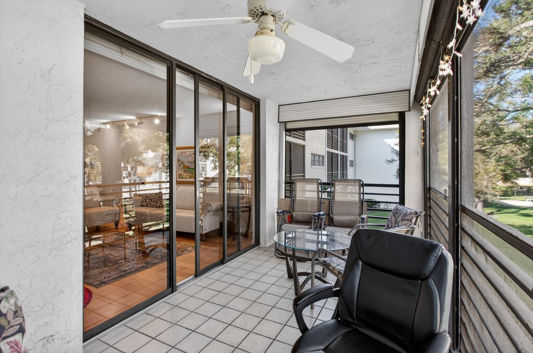 For Sale: $260,000 (2 beds, 2 baths, 1215 Square Feet)